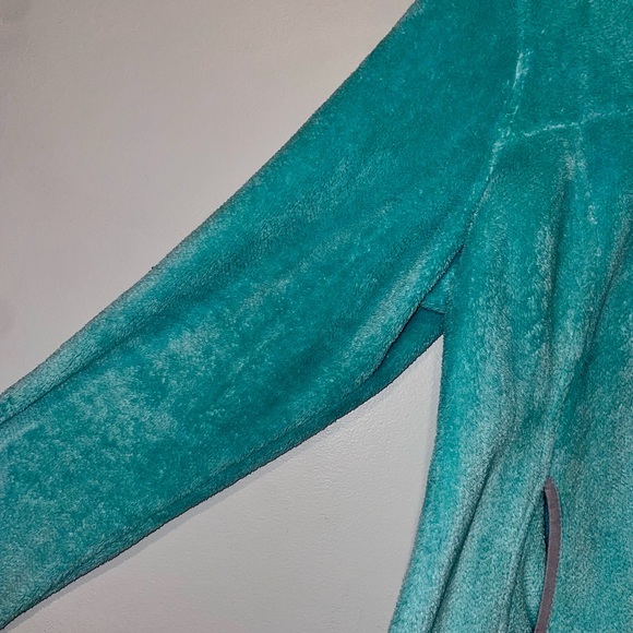 Teal/Aqua Free Country Fleece Pullover - Picture 5 of 5